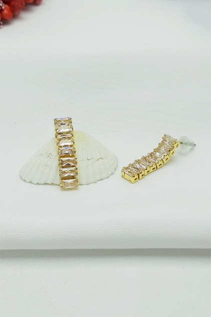 Rose Altın Baget Taşlı Özel Seri Kararmaz Çelik Küpe 2,5cm