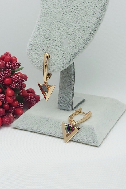Rose Altın Kaplama Vip Seri Renkli Taşlı Ok Küpe 2,5 cm