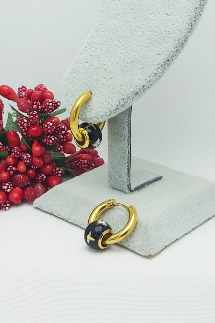 Altın Kaplama Siyah Charmlı Halka Çelik Küpe 1,8 cm