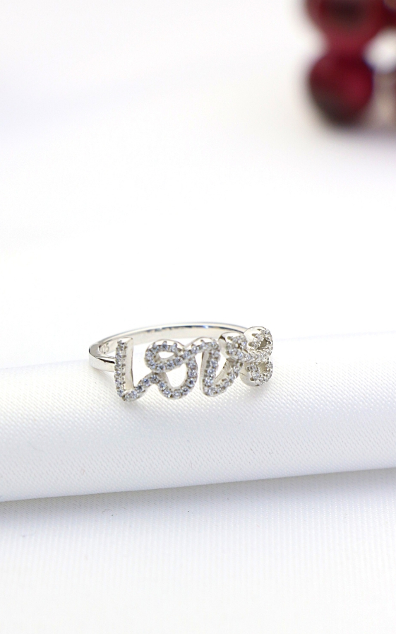 Love Kolye-Küpe-Yüzük Gümüş Set
